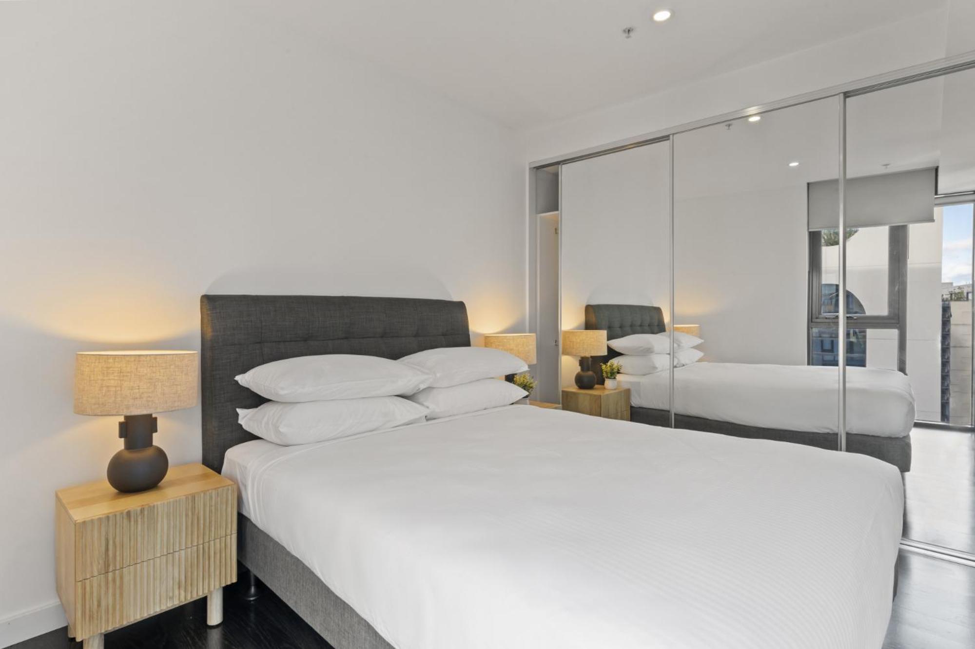 Modern 1-Bed Apartment Close To Attractions 멜번 외부 사진